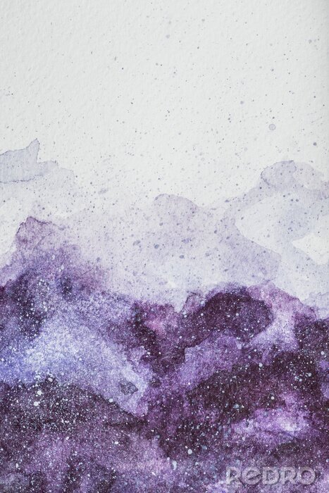 Poster ruimteschilderkunst met paarse waterverfverf op witte achtergrond