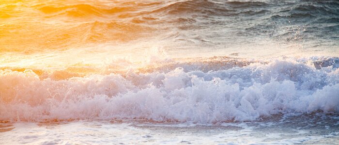 Poster Ruwe golven op het strand