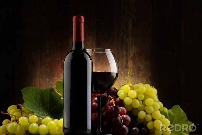 Poster Samenstelling met glas, fles rode wijn en verse druiven