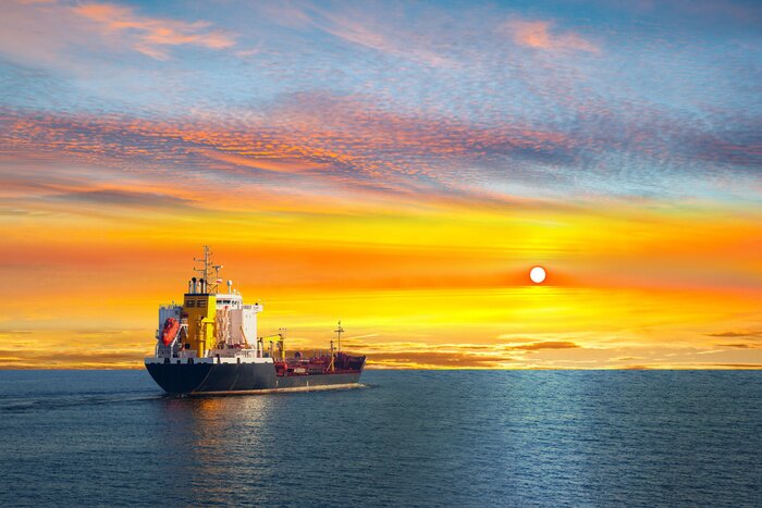 Poster Schip op zee schilderachtig landschap