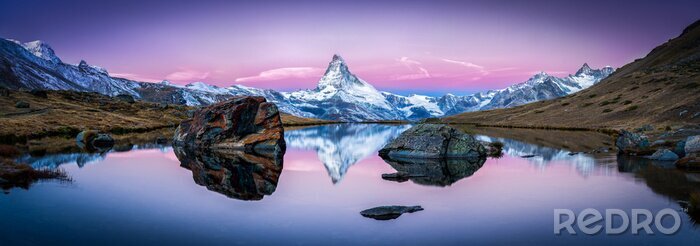Poster Stellisee in Zwitserland met de Matterhorn in de achtergrond Panorama