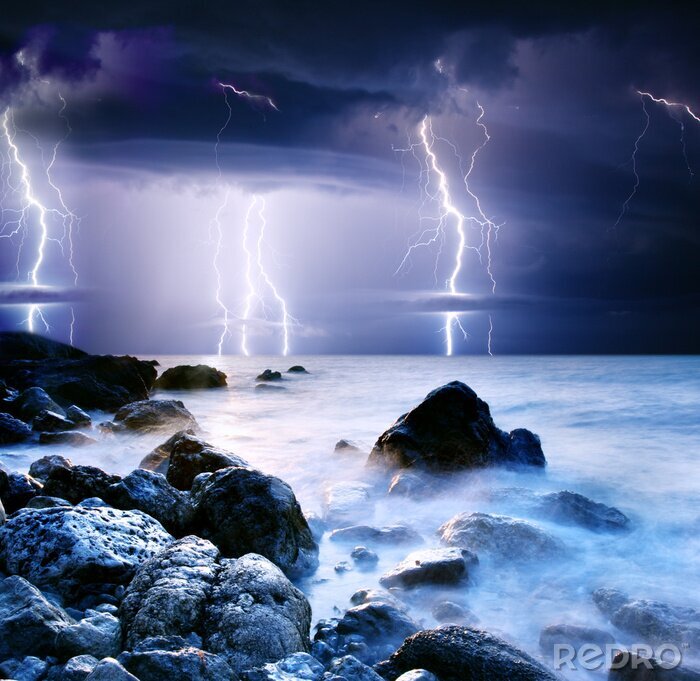 Poster Stormachtige natuur aan zee
