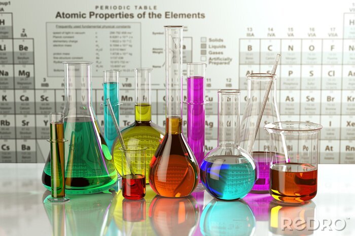 Poster Test glazen kolven en buizen met gekleurde oplossingen op het periodiek systeem der elementen. Laboratoriumglaswerk. Wetenschapschemie en onderzoekconcept.