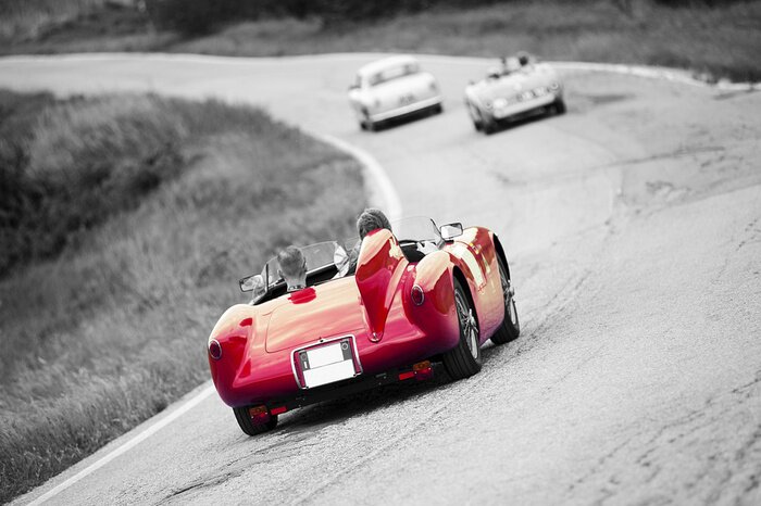 Poster Vintage sport auto op zwarte en witte achtergrond