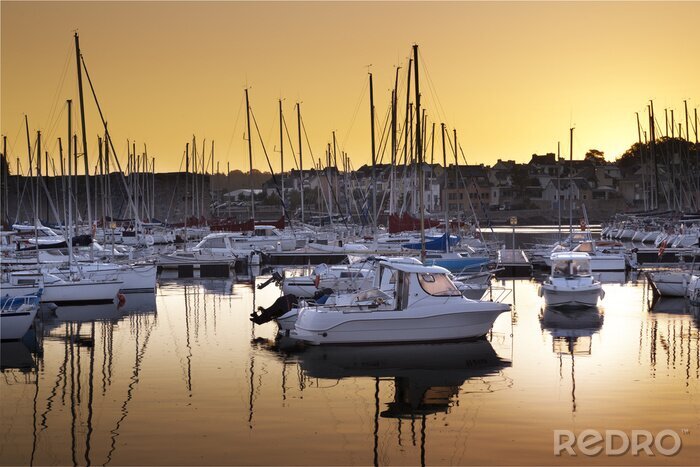 Poster Zeilboten op een rustige avond