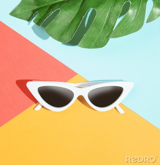 Poster Zonnebrillen voor op het strand