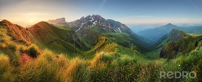 Sticker Bergen in de mist in de ochtend