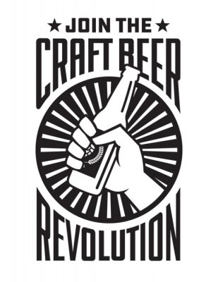 Sticker Craft Beer Revolution vector badge of labelontwerp. Vuist die een fles ambachtbier in retro ontwerp van de embleembanner houdt.