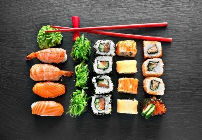De reeks van sushi en eetstokjes