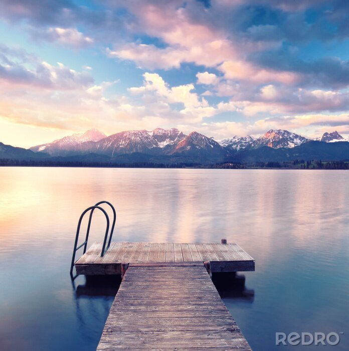 Sticker Houten pier in hooggebergte