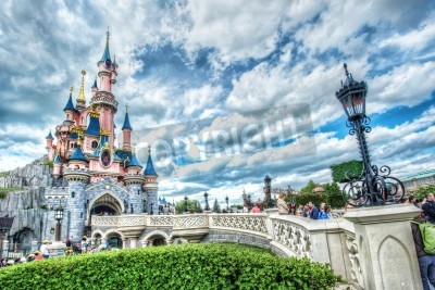 Sticker Kasteel van Disney en brug op een zonnige dag