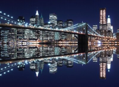 Manhattanbrug 's nachts