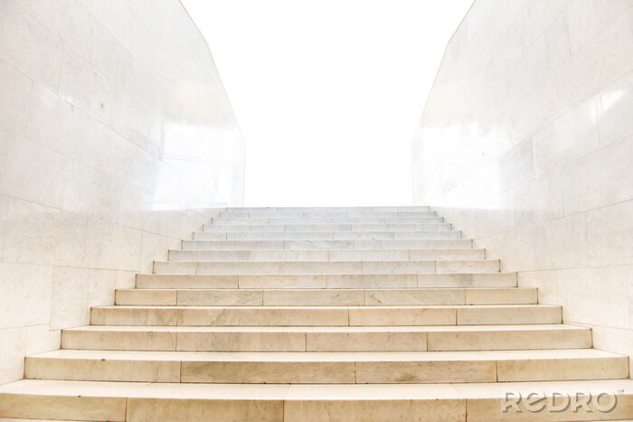 Sticker Marmeren trap met treden in abstracte die luxearchitectuur op witte achtergrond wordt geïsoleerd