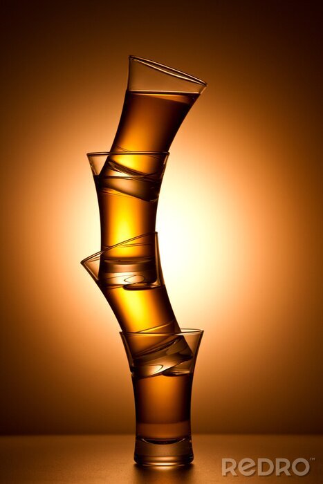 Sticker piramide van alcoholische dranken