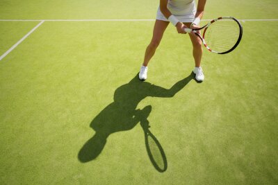 Sticker Vrouwelijke tennisser op groen rechter gras