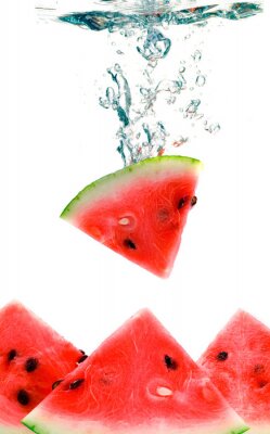 Sticker watermeloen vallen in water met een grote plons