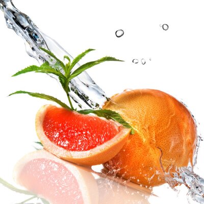 Sticker Water splash op grapefruit met munt geÃ ¯ soleerd op wit